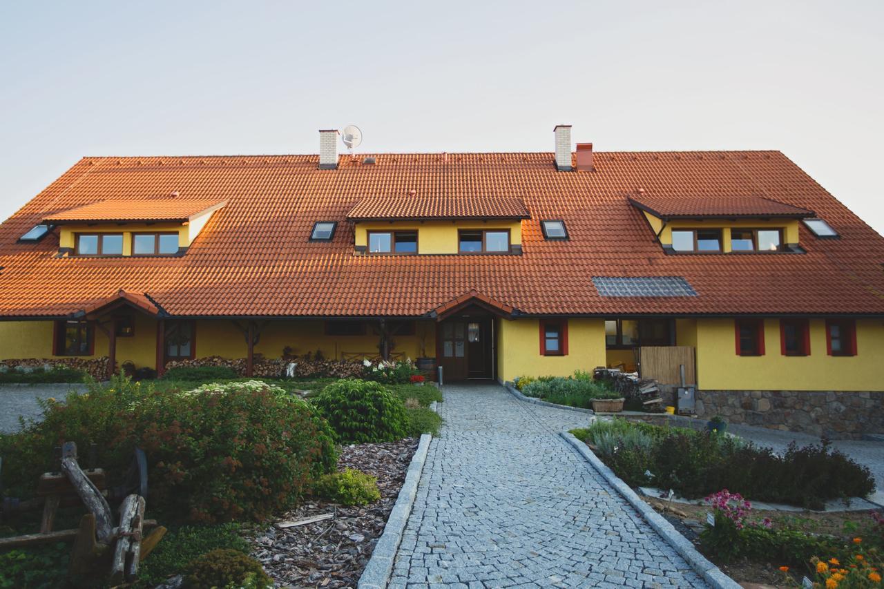 Statek česká lípa Myslovice Klatovy Exterior foto